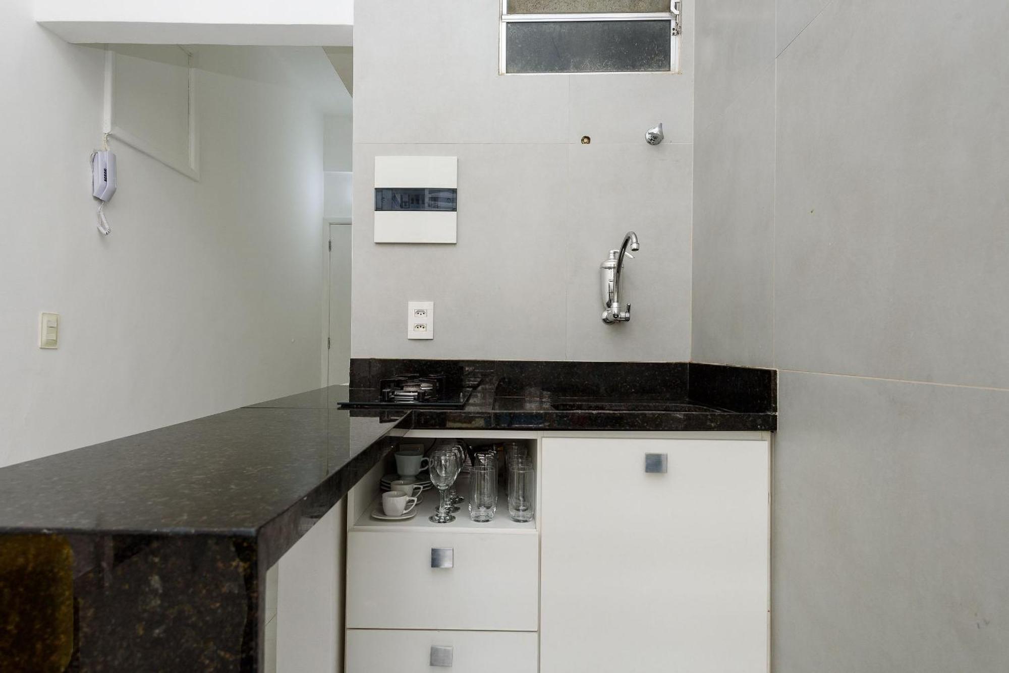 Apartment Em Copacabana A 100m Da | Jc 35/827