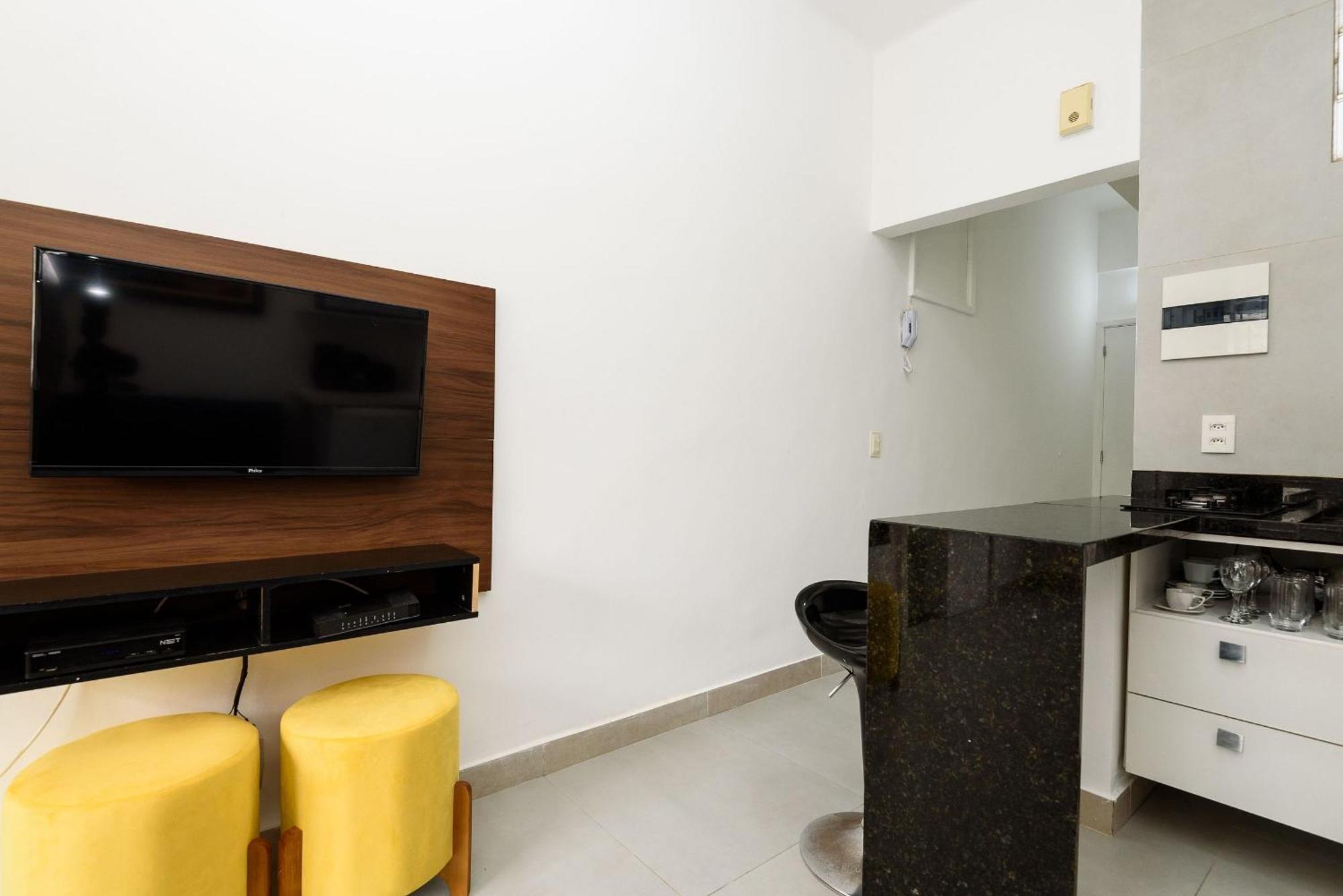 Em Copacabana A 100m Da | Jc 35/827 Apartment