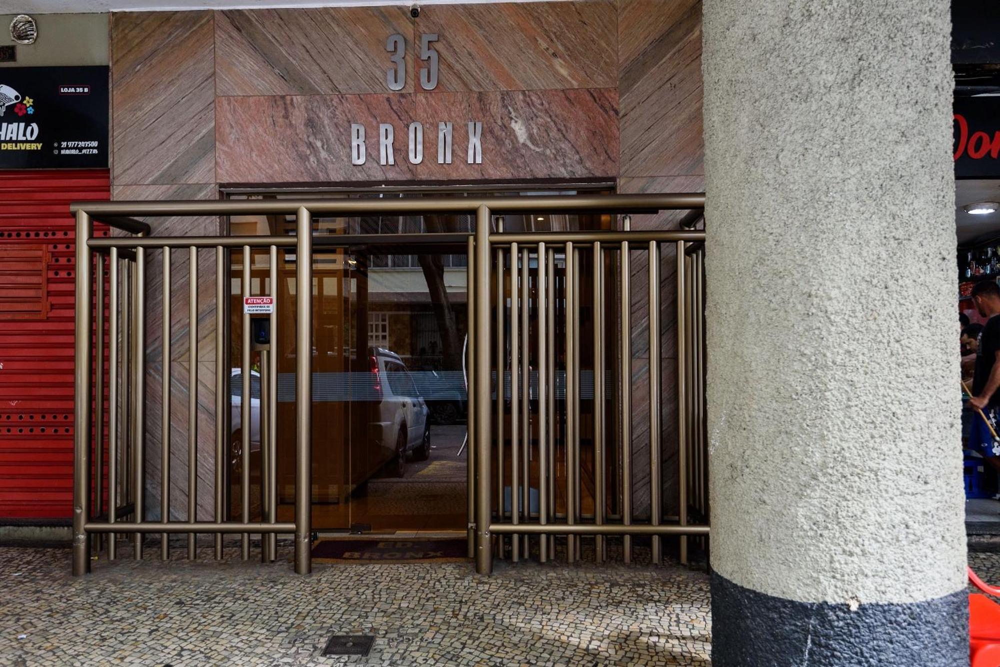 Apartment Em Copacabana A 100m Da | Jc 35/827